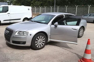 Pojazd ochrony specjalnej Audi A 8 L 6,0 W12 quattro typ 4 E