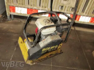 Plaque vibrante Bomag BP10/36