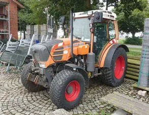 Трактор Fendt 211 P Vario
