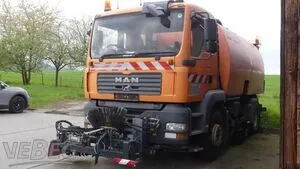 Zamiatarka MAN 18.310 TGA 4x2 LL