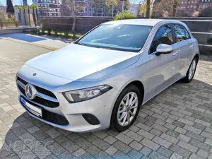 Samochód osobowy Mercedes A 250 e hybryda plug-in