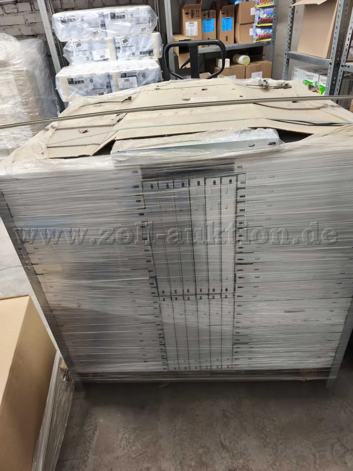 187 tablettes de rayonnage lourd