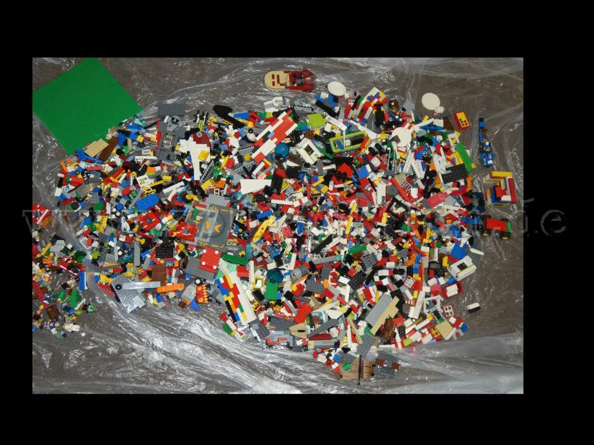 1 partij LEGO en Playmobil - ca. 8 kg, met diverse bouwtekeningen