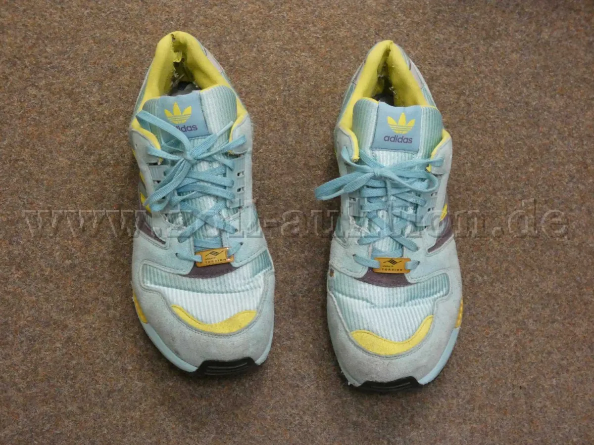 1 paire de chaussures Adidas ZX8000 Aqua pour hommes, taille 46, occasion