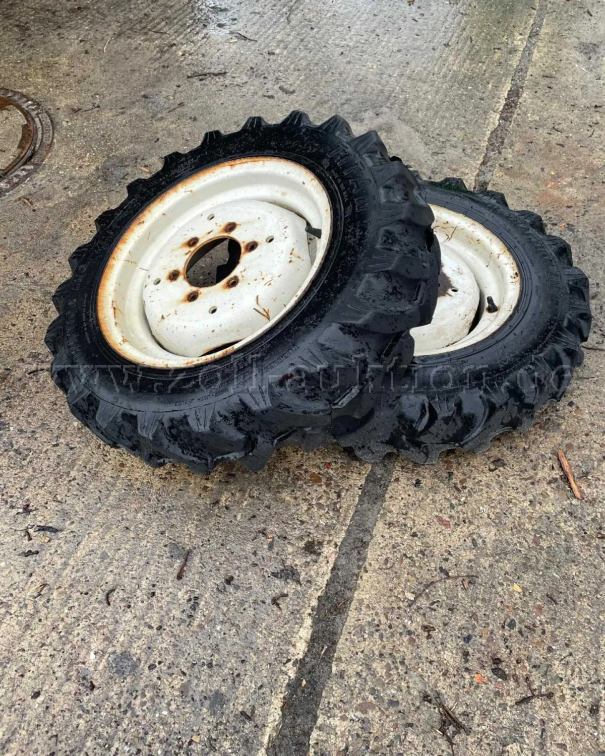 4 tractorbanden - Firestone maat 12.4 -24 en 7-16