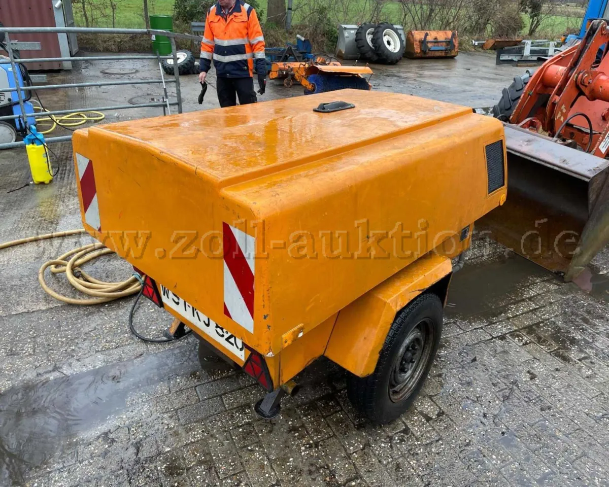 1 Mannesmann Demag compressor