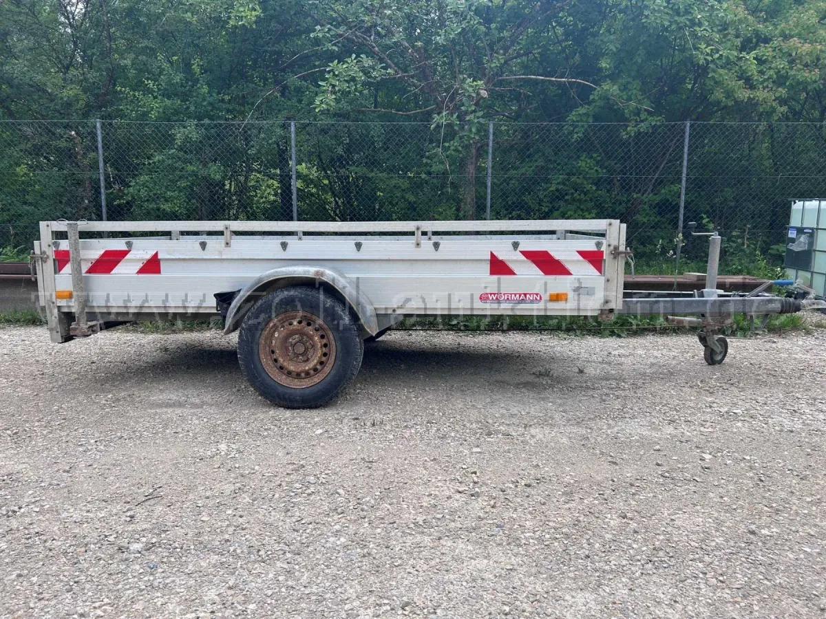 1 trailer WM Meyer SDAH open box