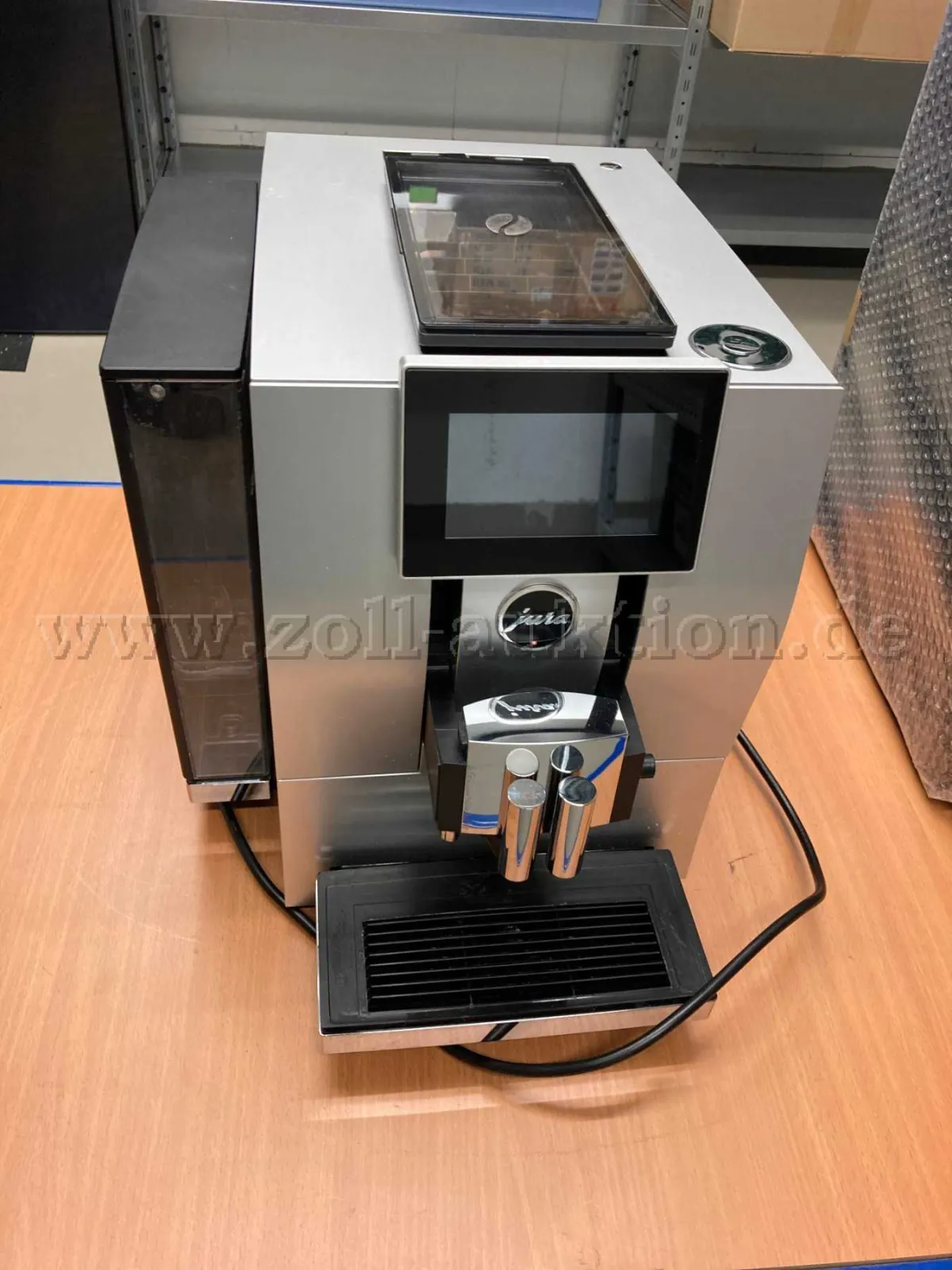 1 fully automatic coffee machine Jura Z8 type 729, Jura cup warmer type 571