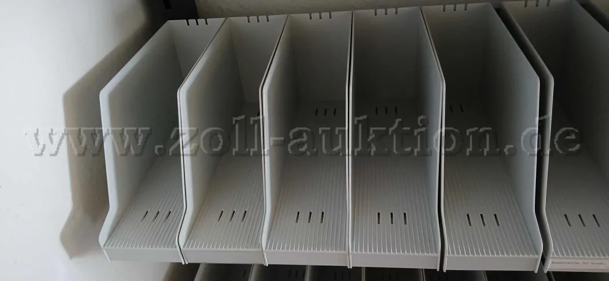 400 Leitz Standard 2427 magazine file holders