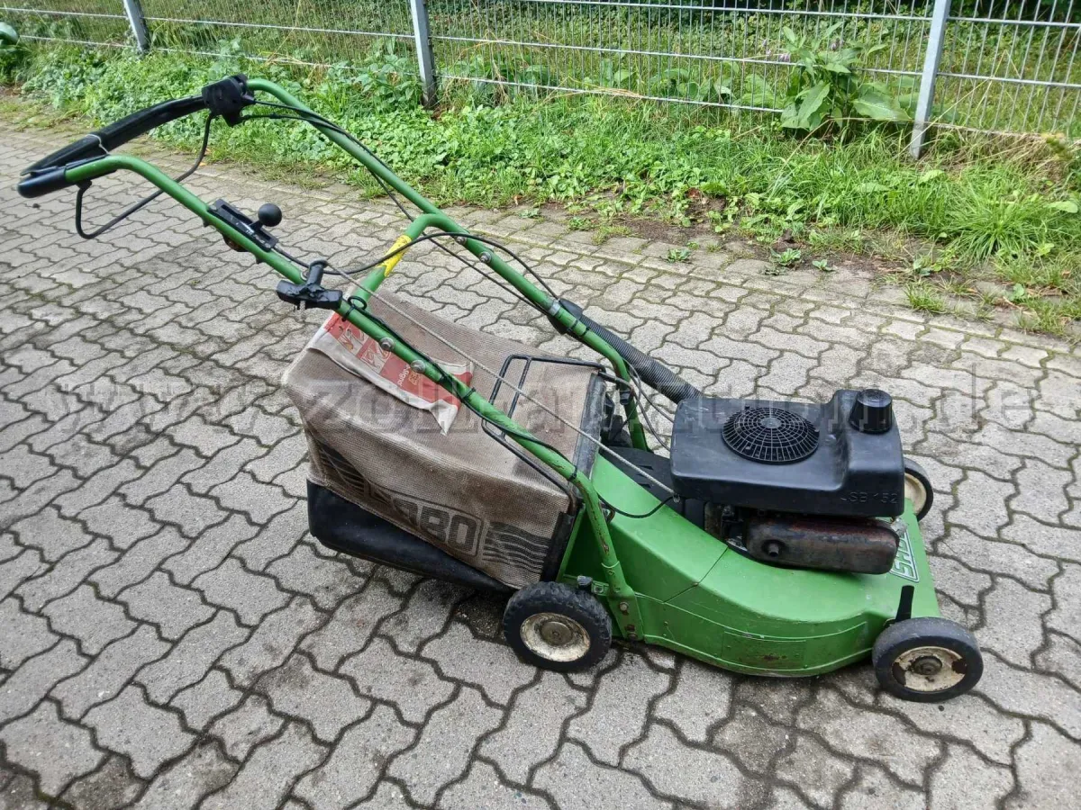 1 бензиновая газонокосилка Sabo 52-152 Vario - нерабочая