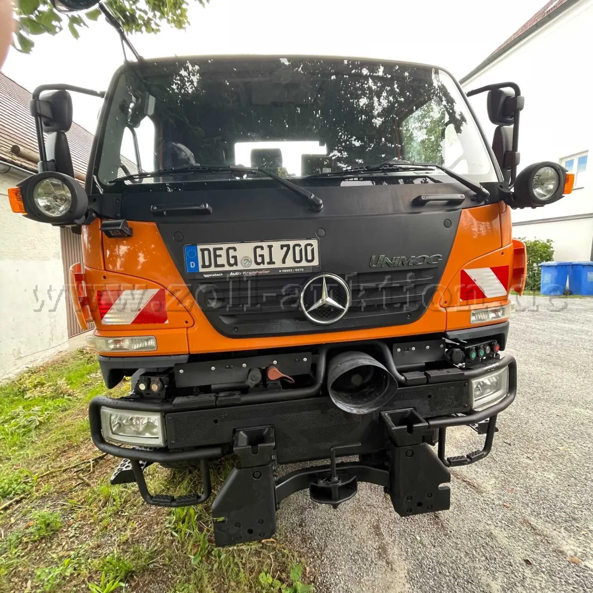 1 Mercedes-Benz Unimog 405/70 U20