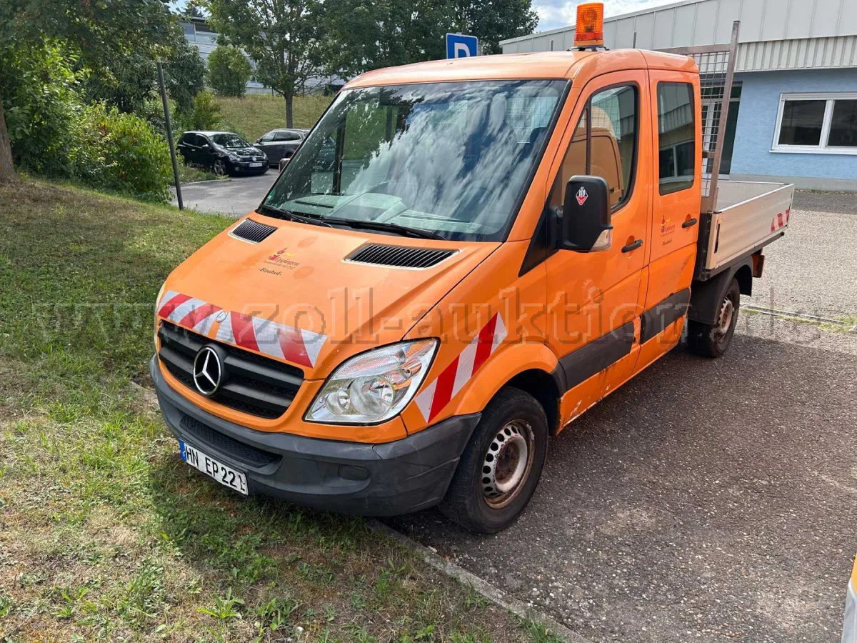 1 Mercedes Sprinter 311cdi double cabine
