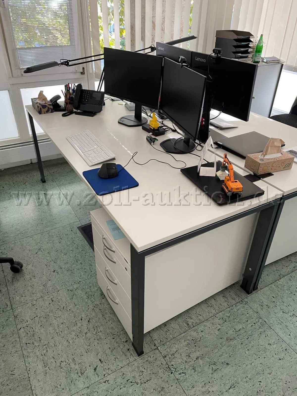 1 Biurko Vario 200 x 80