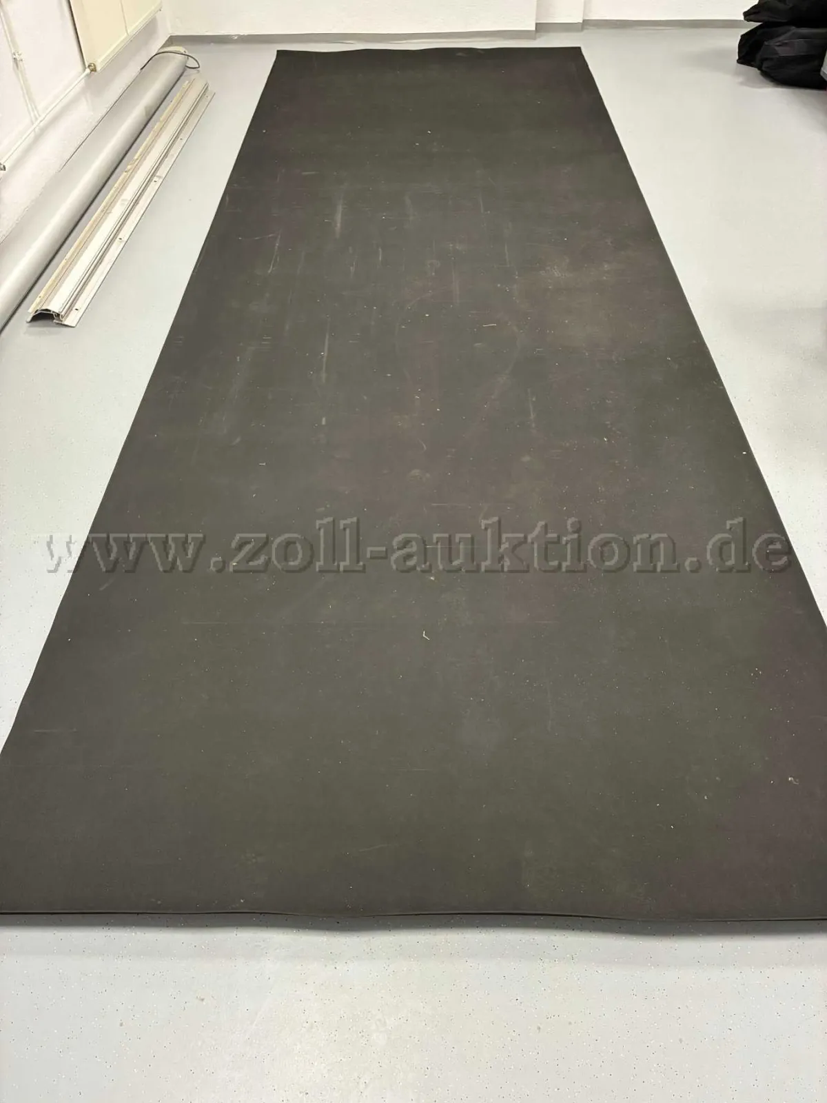 1 Bodenschutzmatte, Antirutschmatte, schwarz