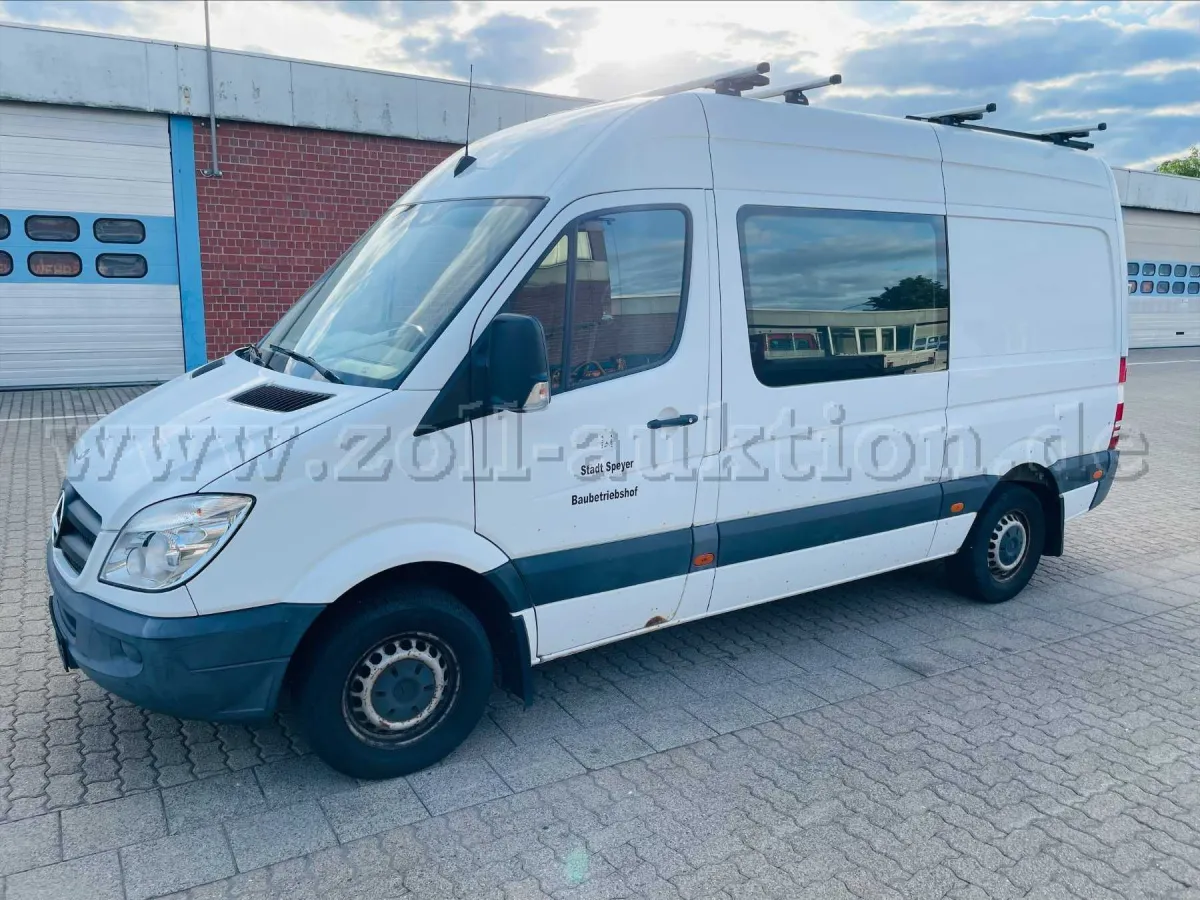 1 Mercedes Sprinter 313 CDI