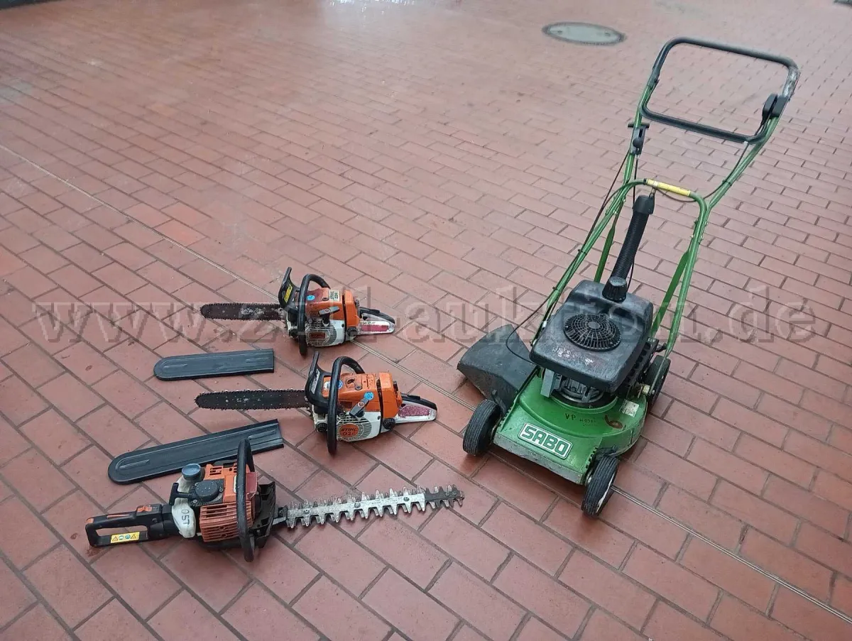 1 Paket einen Rasenmähr von Sabo zwei Motorsägen und eine Heckenschere von Stihl