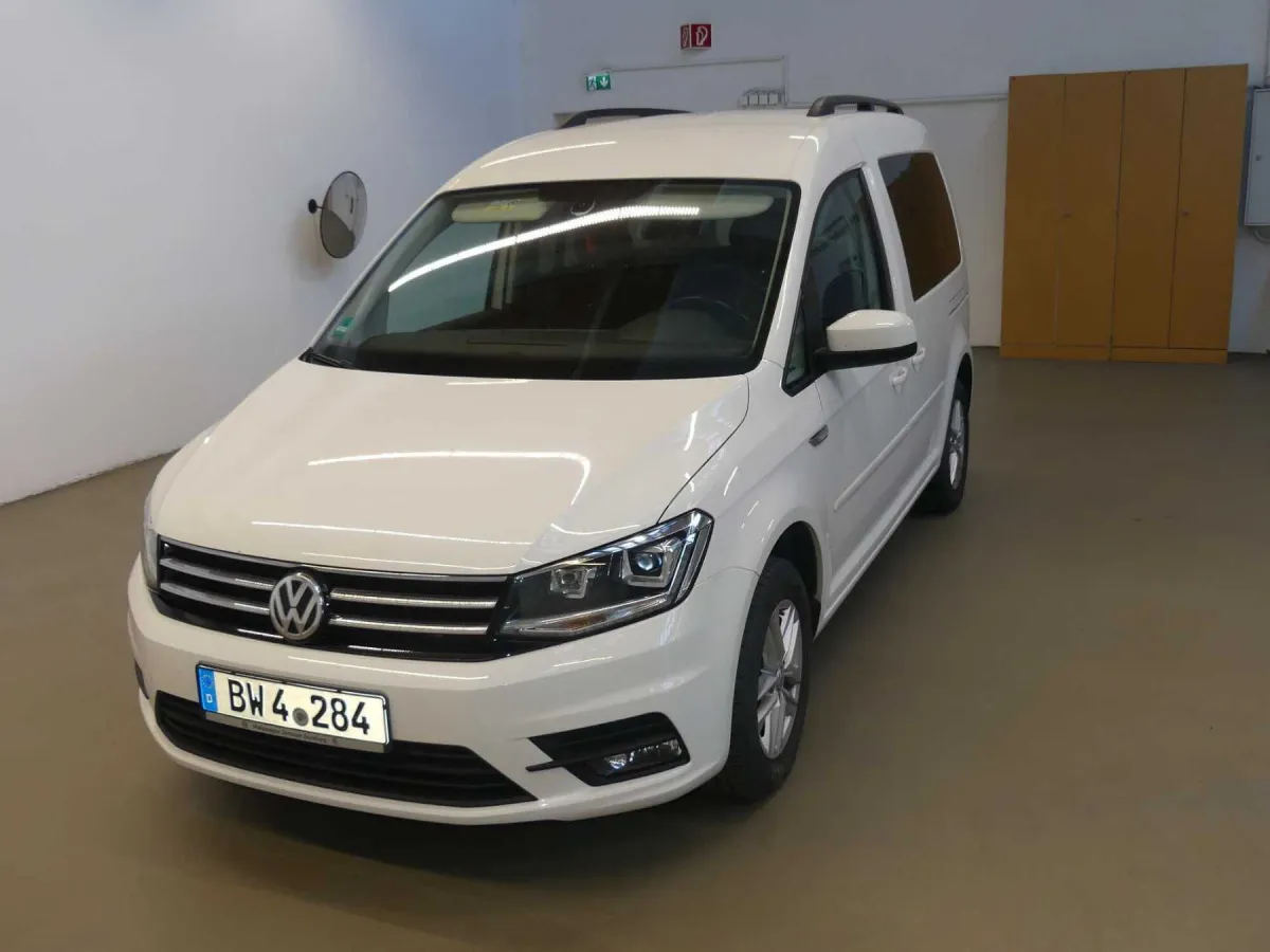 1 Volkswagen Caddy 2.0 TDI BMT Comfortline