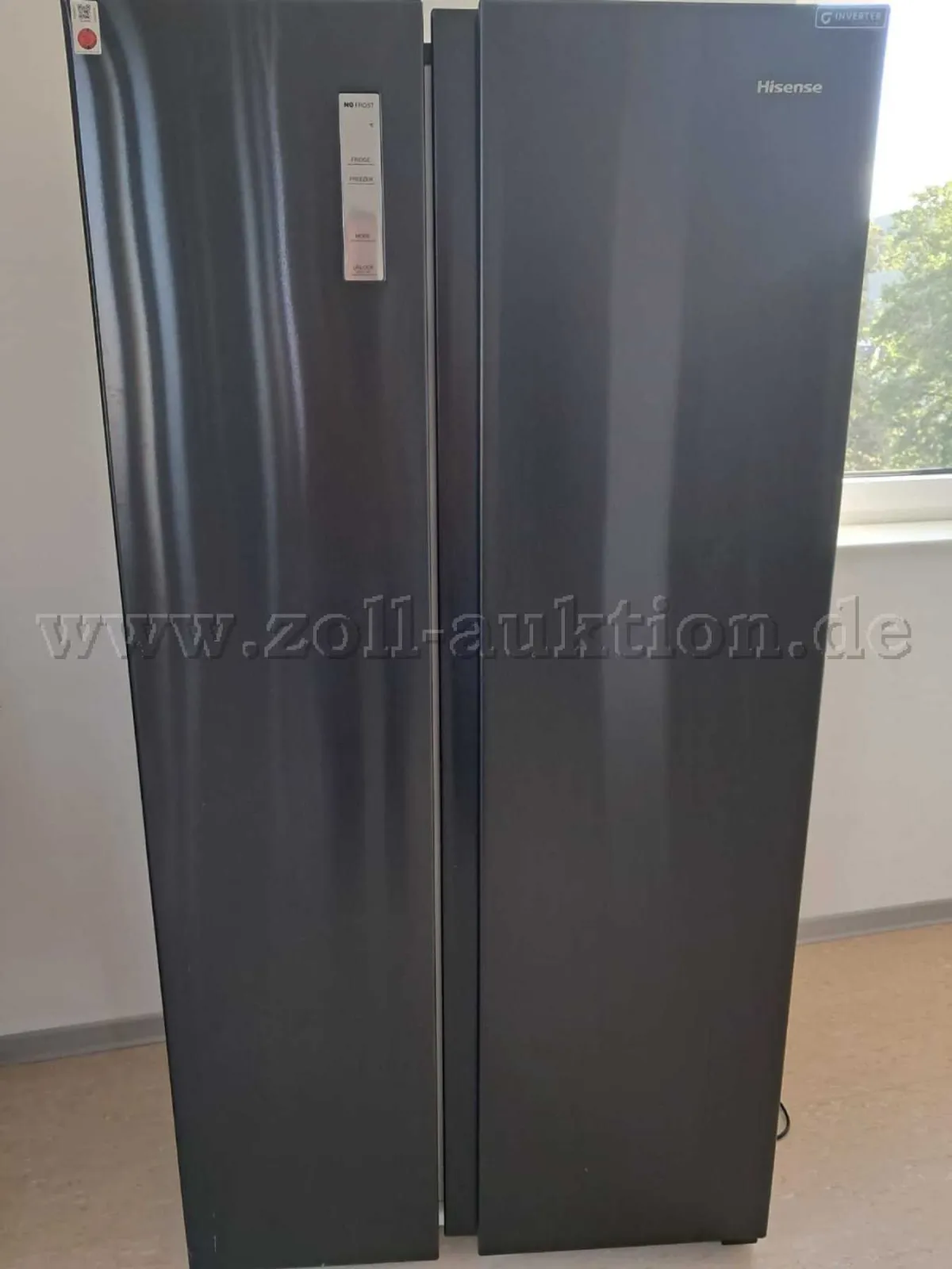 1 chladnička side by side Hisense TYP RS677N4BFD