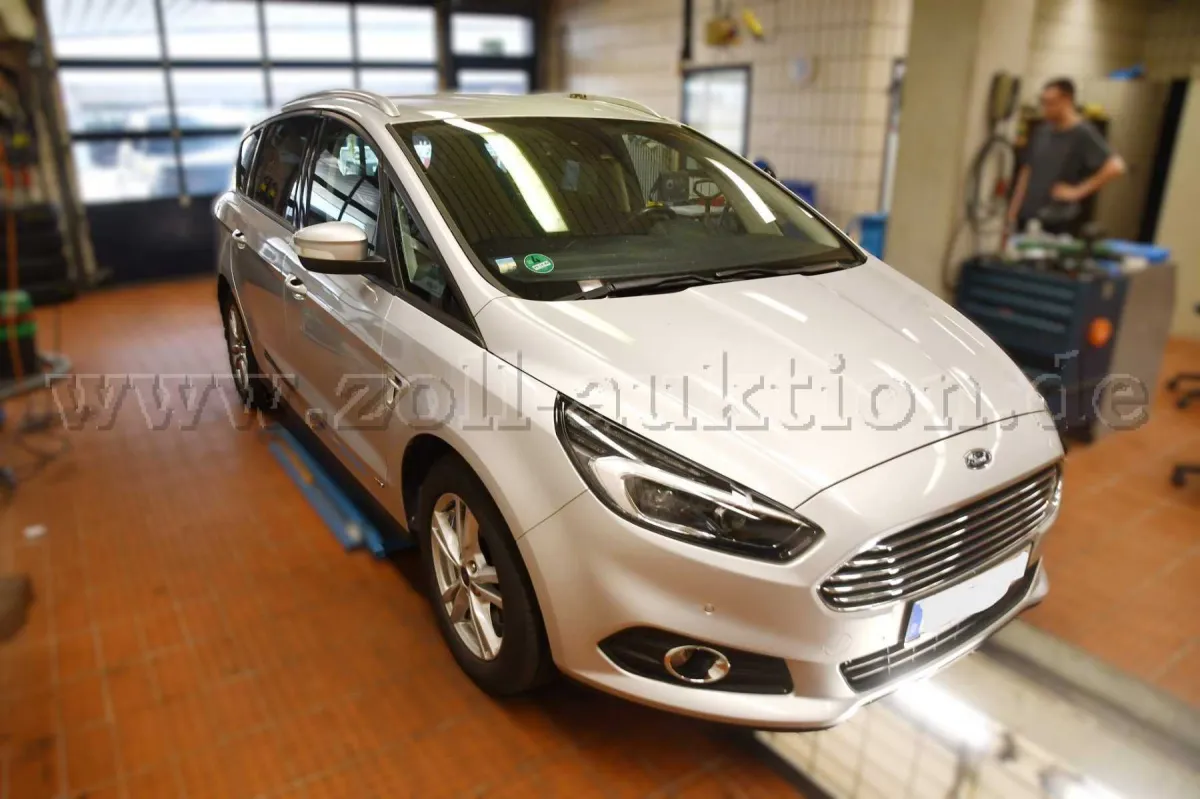 1 Ford S-MAX (CDR)(2015->) Business AWD