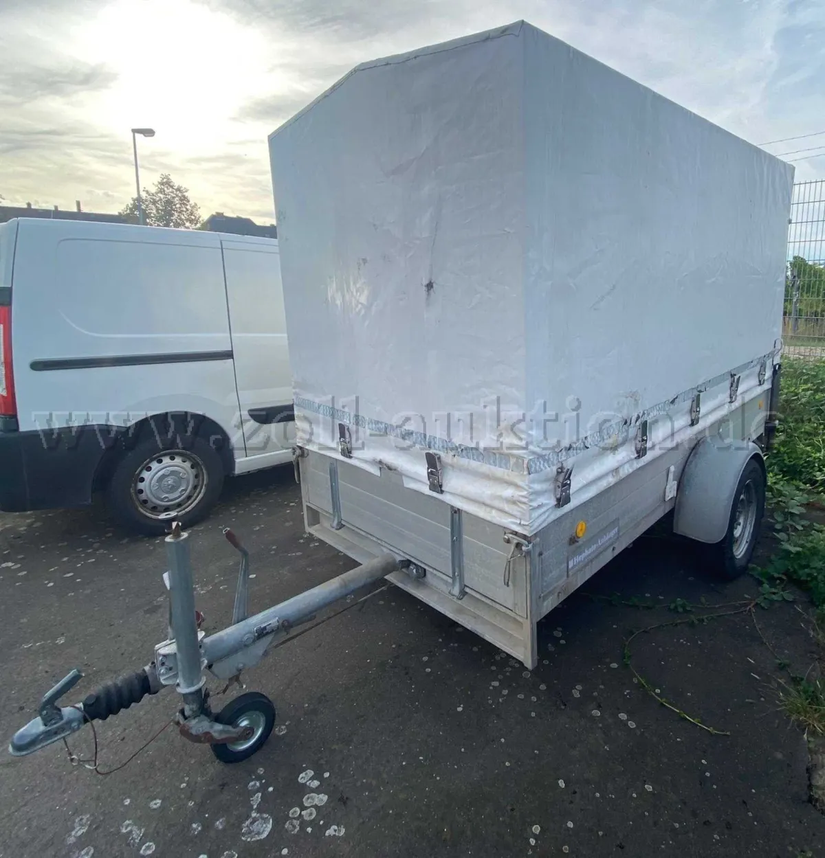 1 Hephata AH1300 aanhanger - huif en bogen