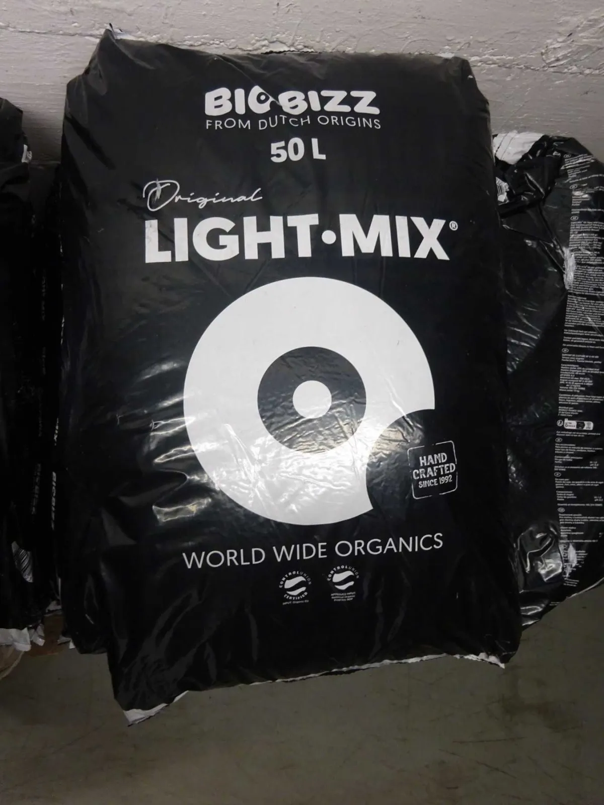5 BioBizz Light Mix - ziemia do siewu po 50 L - jak nowa