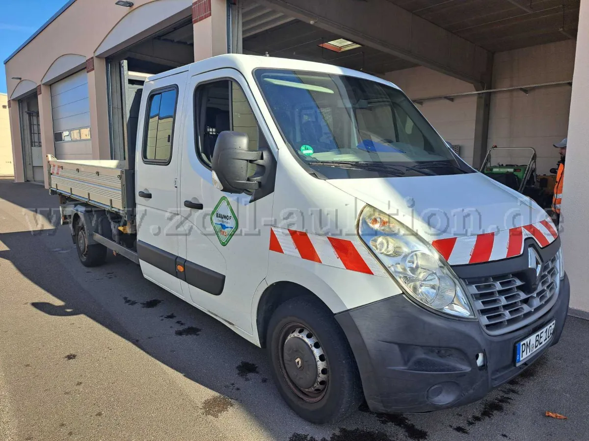 1 Renault Master double cab with flatbed and 3-way tipper 3.5t