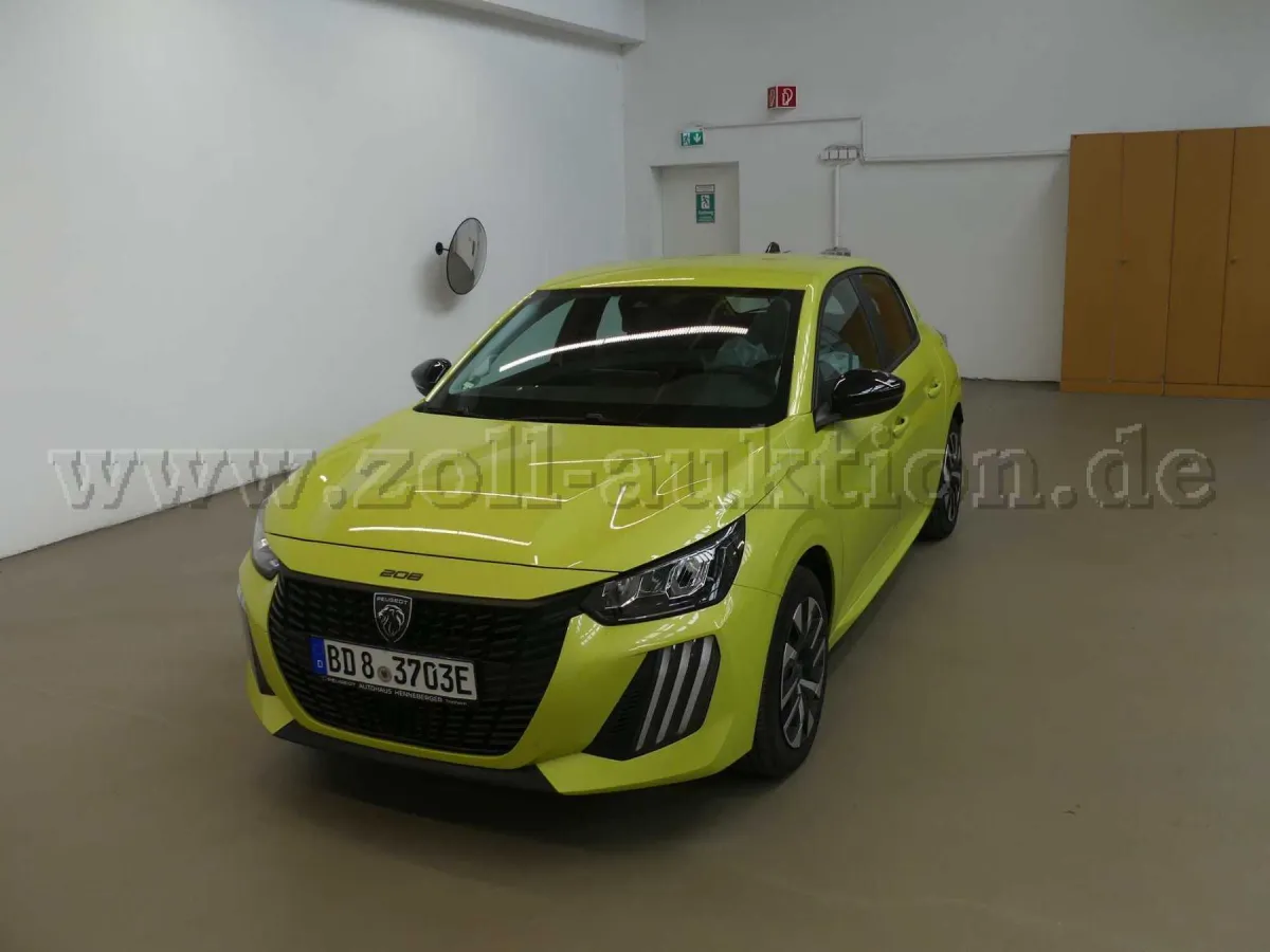 1 Peugeot 208 (e-) 136 Active - BD8-3703E