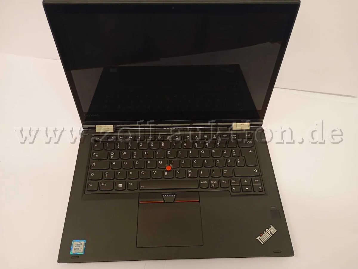 2 Lenovo ThinkPad Yoga 370, 13.3 inch (33.8 cm) Full HD (1920 × 1080 pixels)