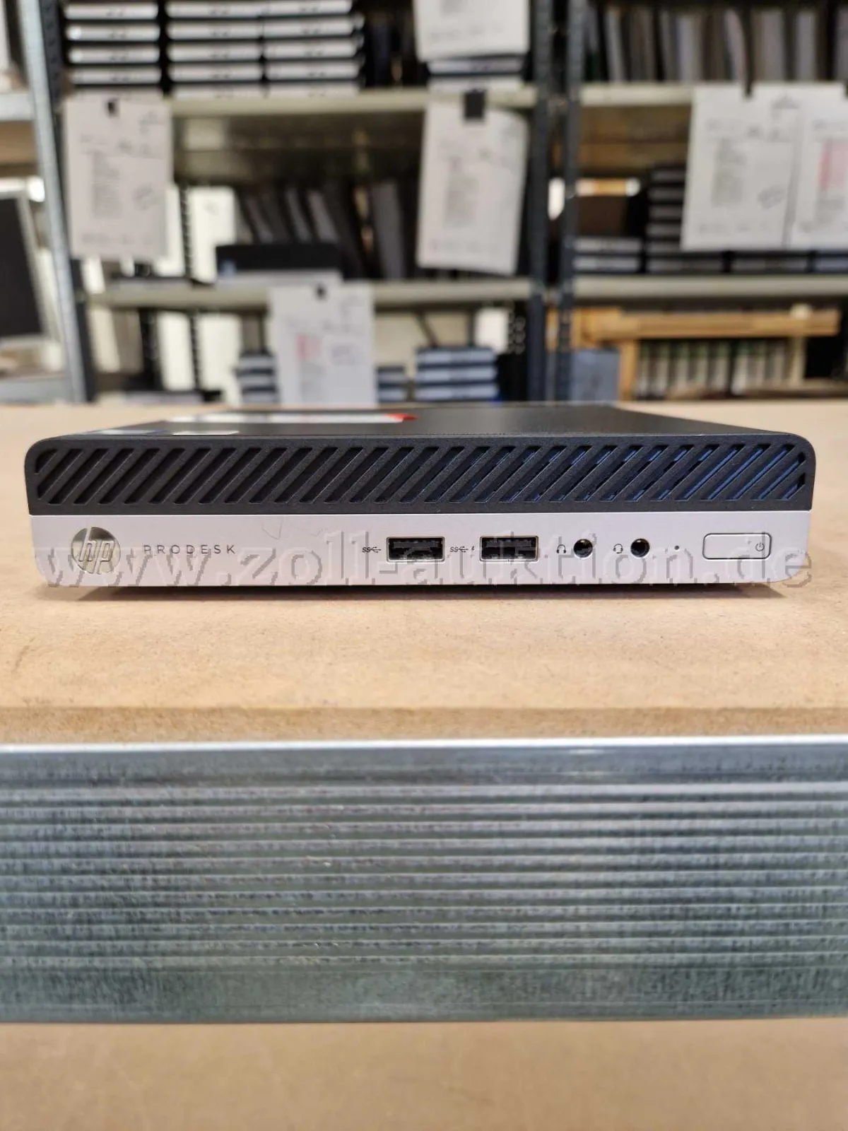23 HP ProDesk 400 G4 DM PCs