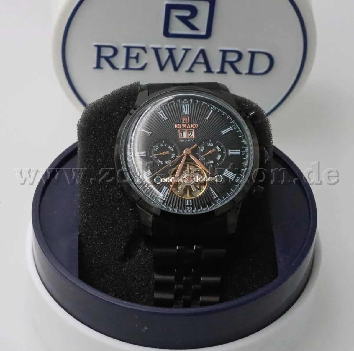1 Herrenarmbanduhr "REWARD"
