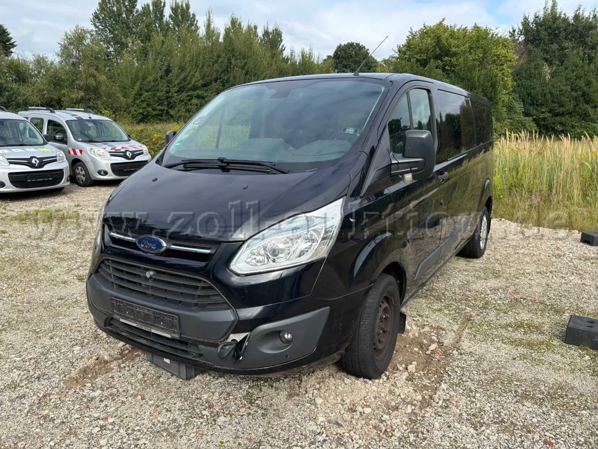 1 Ford Transit Custom boîte de vitesses endommagée (noir)
