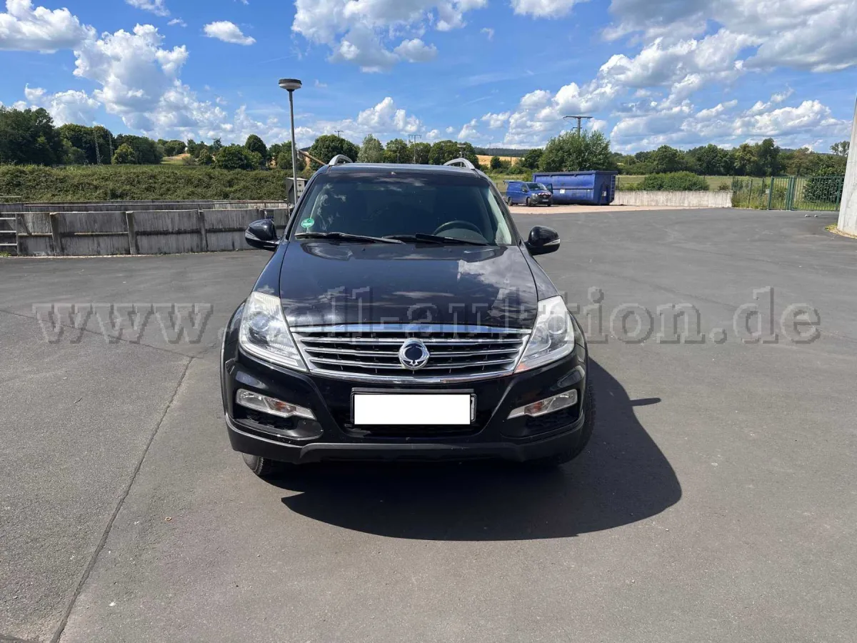 1 Ssangyong Rexton