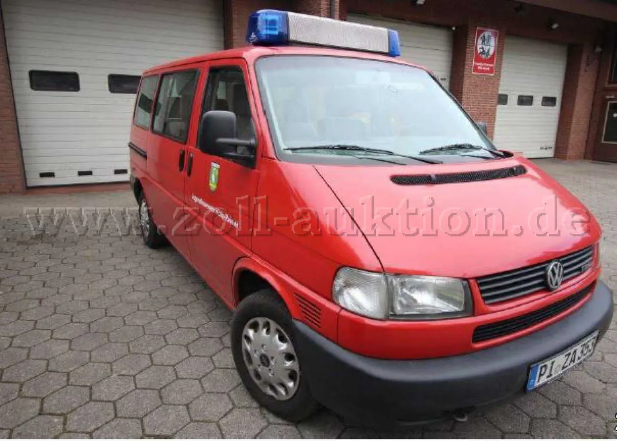 1 VW T4 Transporter Bus