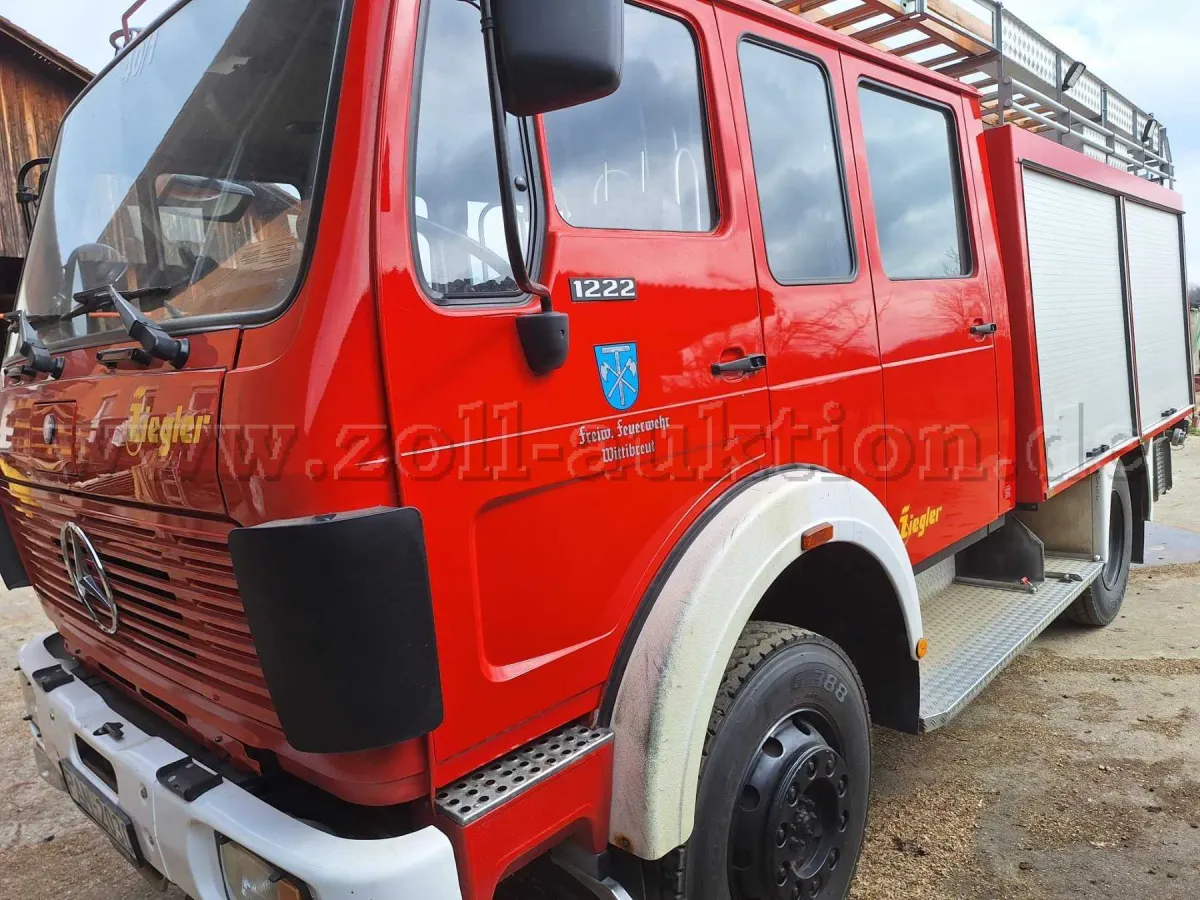 1 Véhicule d'intervention LF16/12, Mercedes-Benz, type 1222 AF
