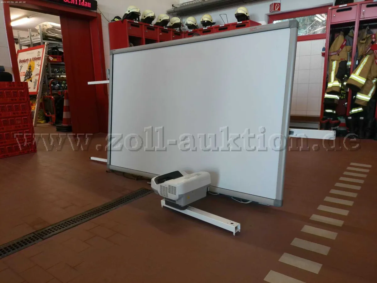 1 interactive board (used) manufacturer unknown