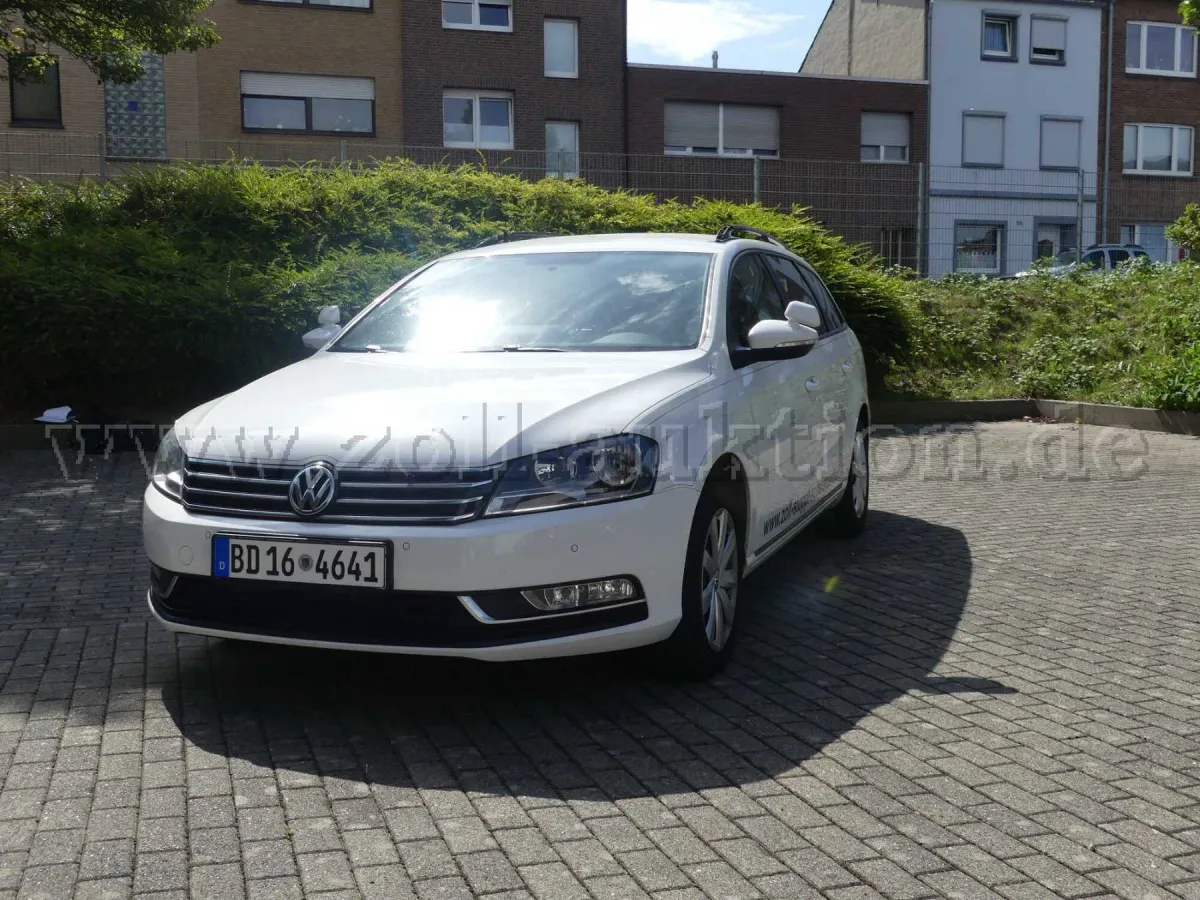 1 VW Passat Variant 2.0 TDI Trendline BMT - BD16-4641