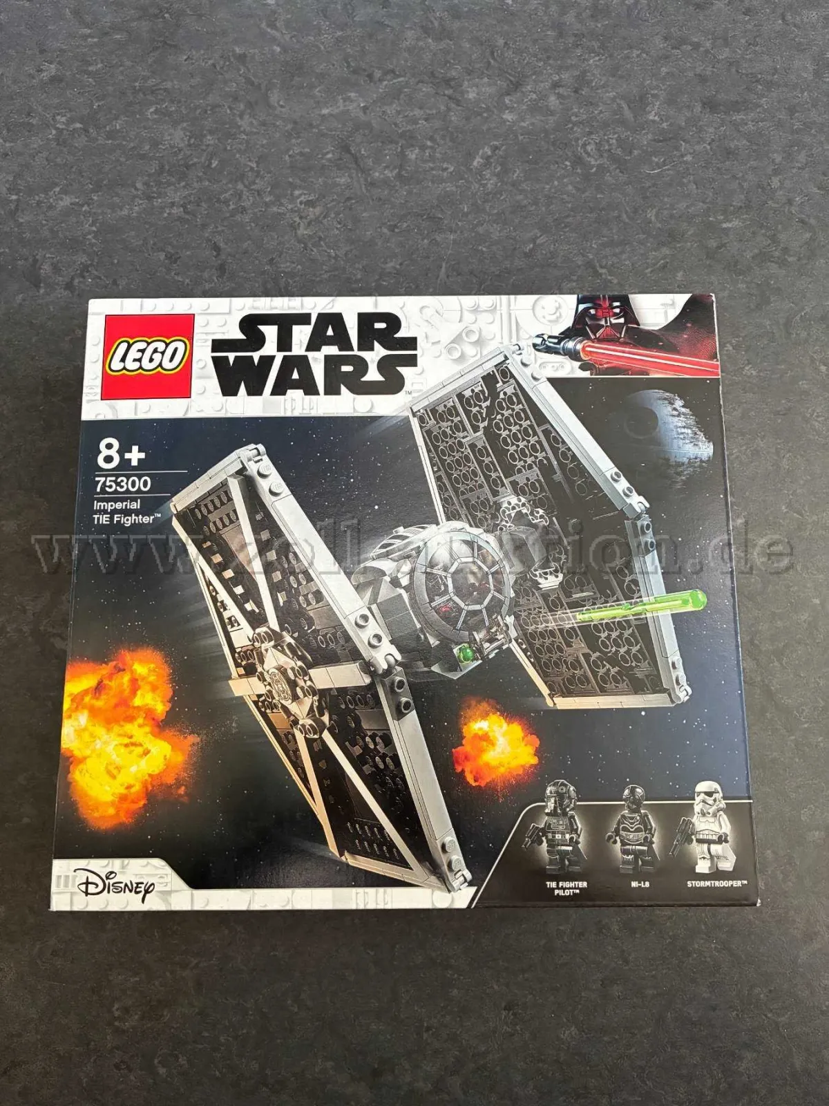 1 LEGO STAR WARS Imperial TIE Fighter