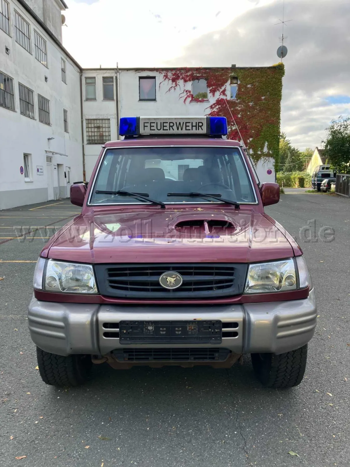 1 Hyundai Galloper Feuerwehrfahrzeug