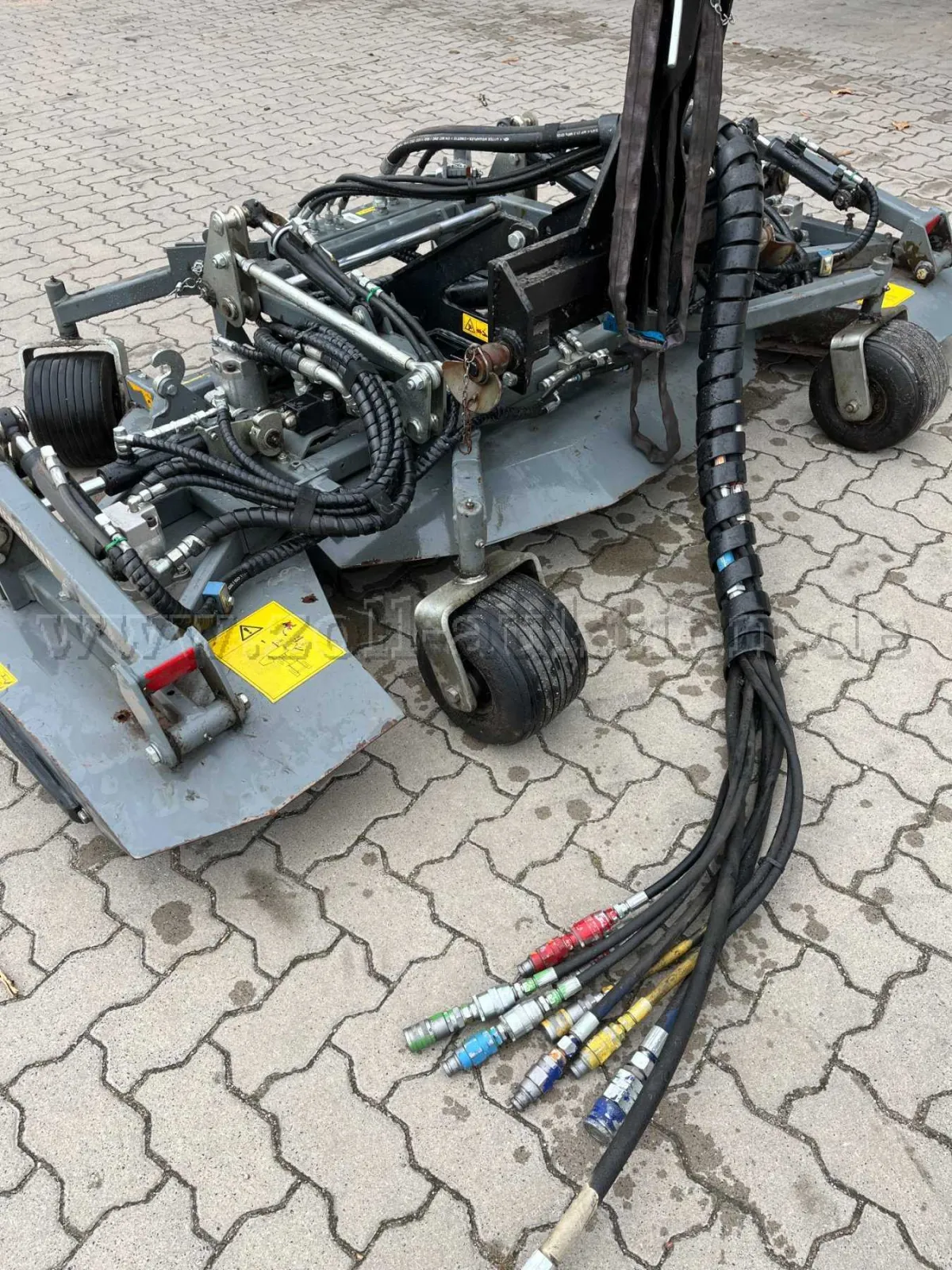 1 Kosiarka czołowa GMR Stensballe TH 2500 C