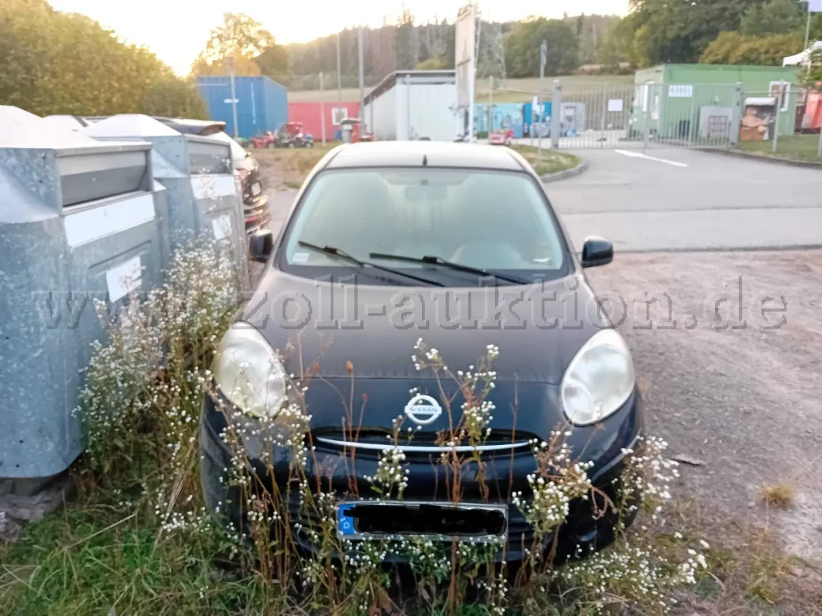 1 Nissan Micra