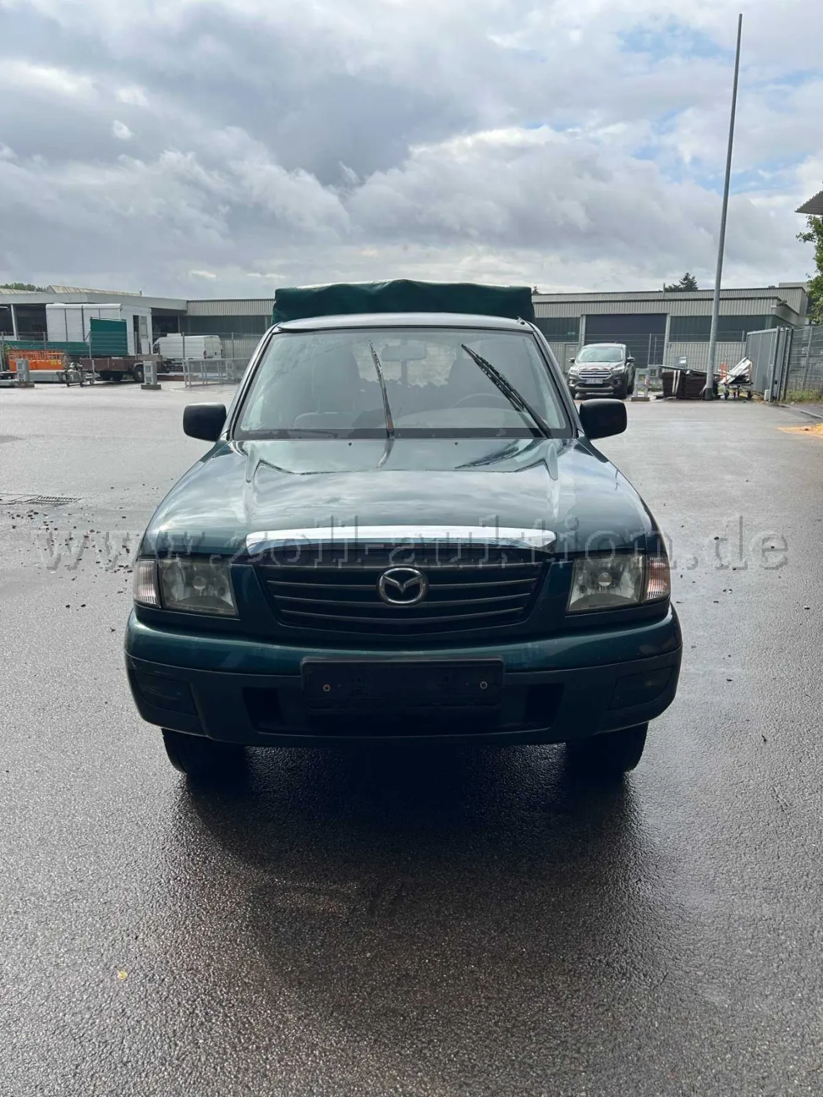 Пикап Mazda B 2500 Turbo с тентом