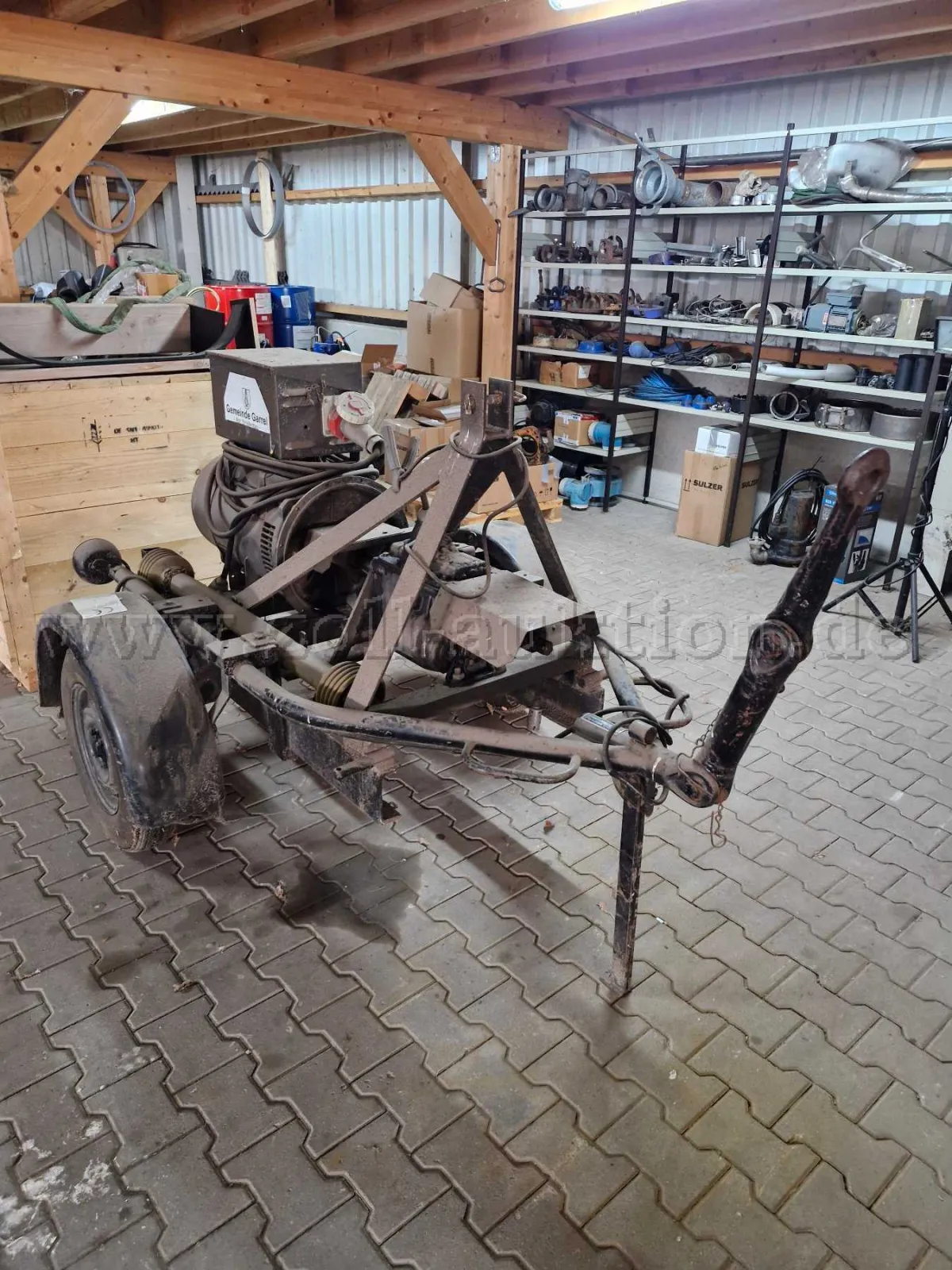 1 Stromaggregat Minimax AG Zugmaul 205/DZ !!! DEFEKT !!!