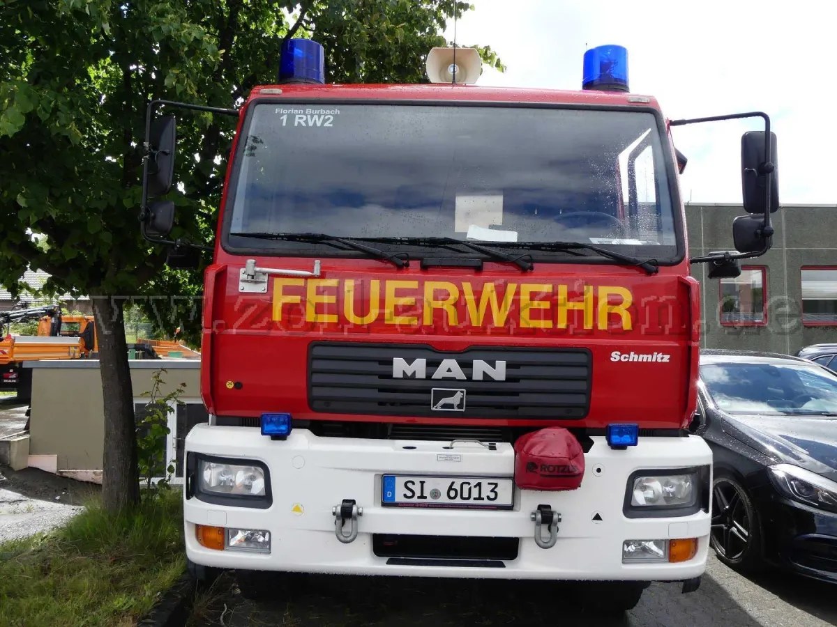 1 MAN Rüstwagen RW 2, body by Schmitz