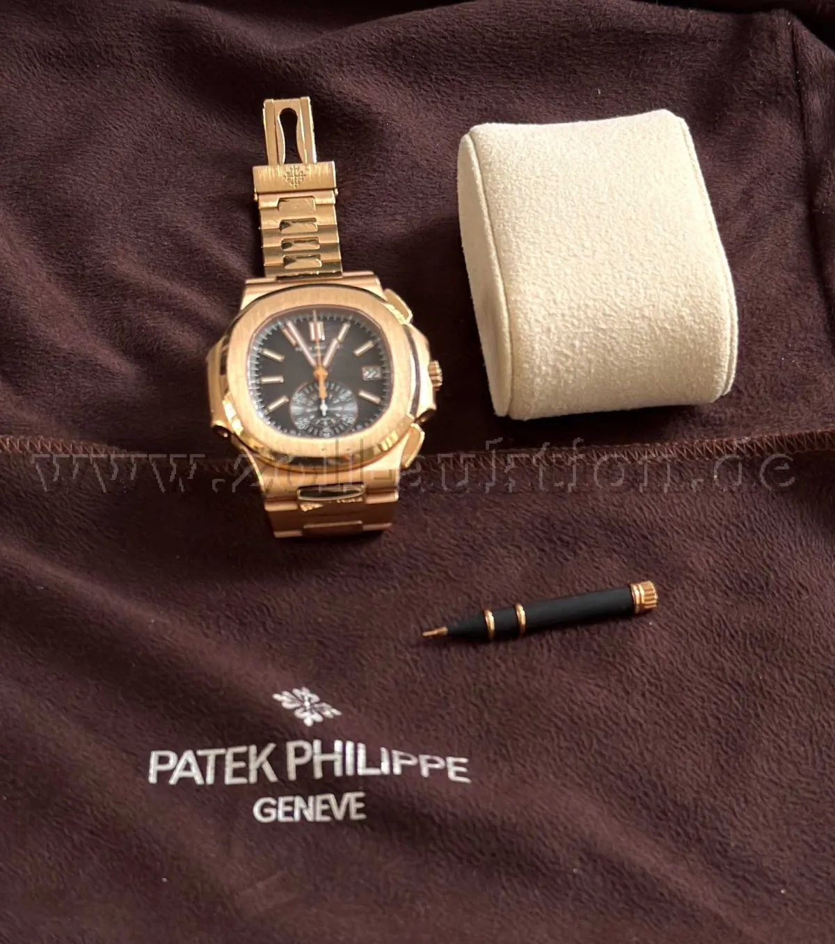 1 Patek Philippe Nautilus Chronograph 5980/1R-001