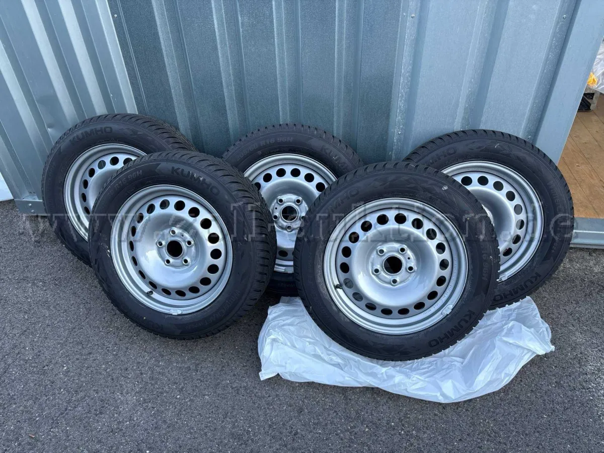 5 Stück Winterkompletträder Kumho Wintercraft WP 52+*neuwertig