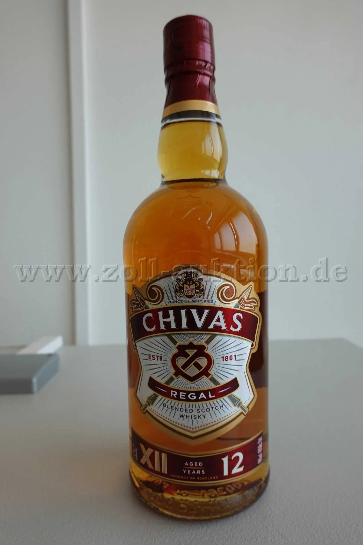 1 láhev "Chivas Regal" 12 let, 1 litr, 40 % obj. alk.