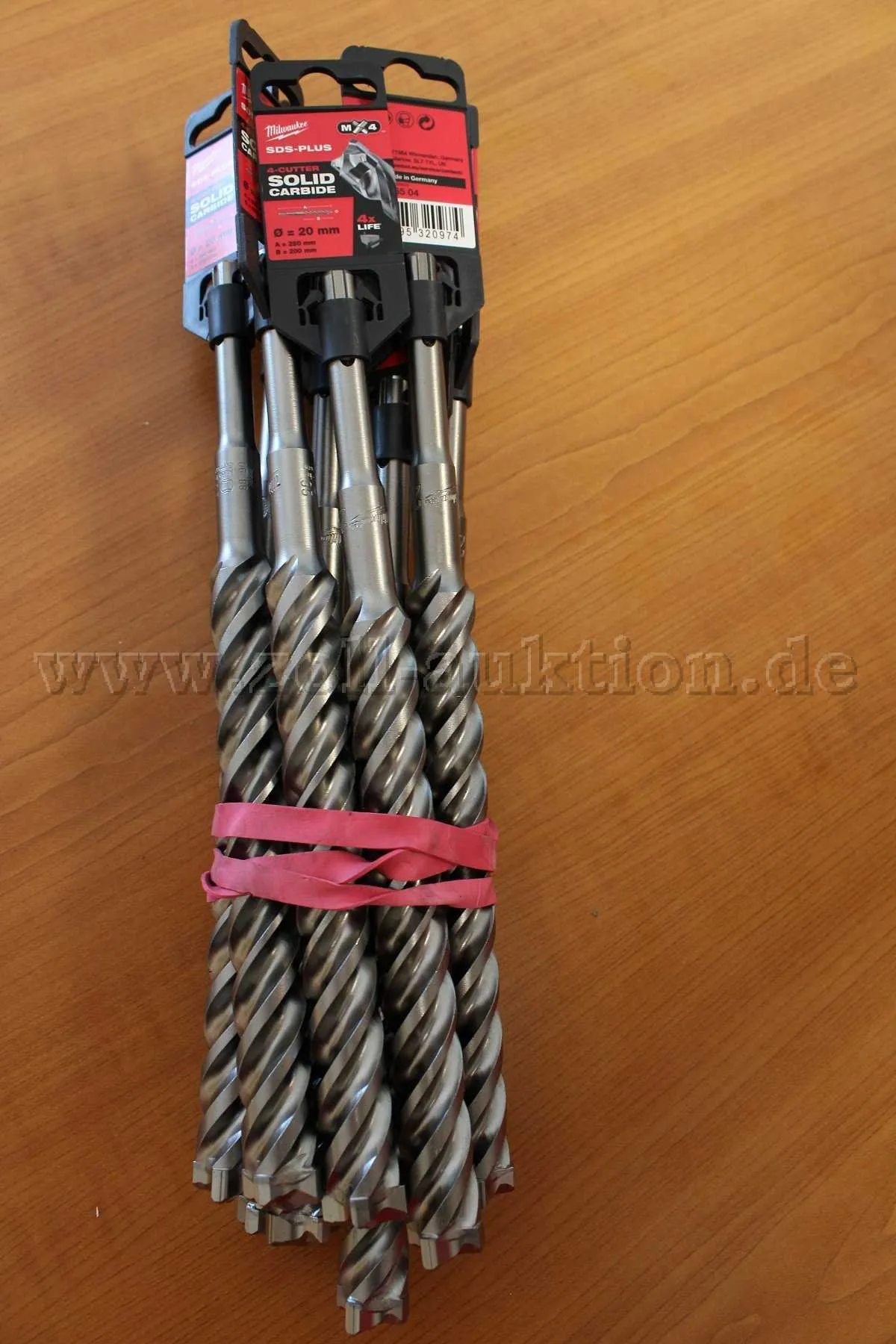10 Milwaukee hammer drill bits M4 SDS-plus 20mm-200x250mm
