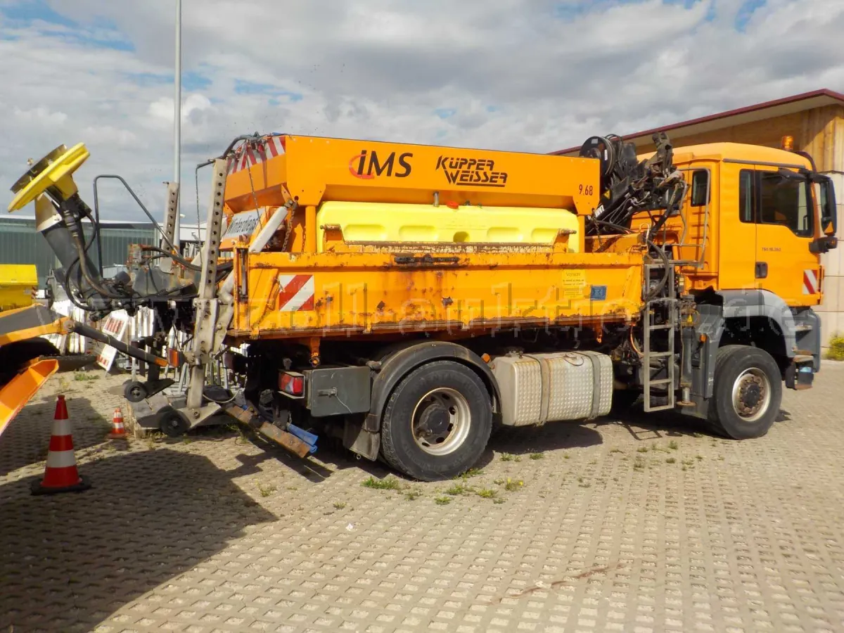 1 LKW MAN TGS 18.360 Mit Ladekran Hiab und Steuer Küpper Weisser