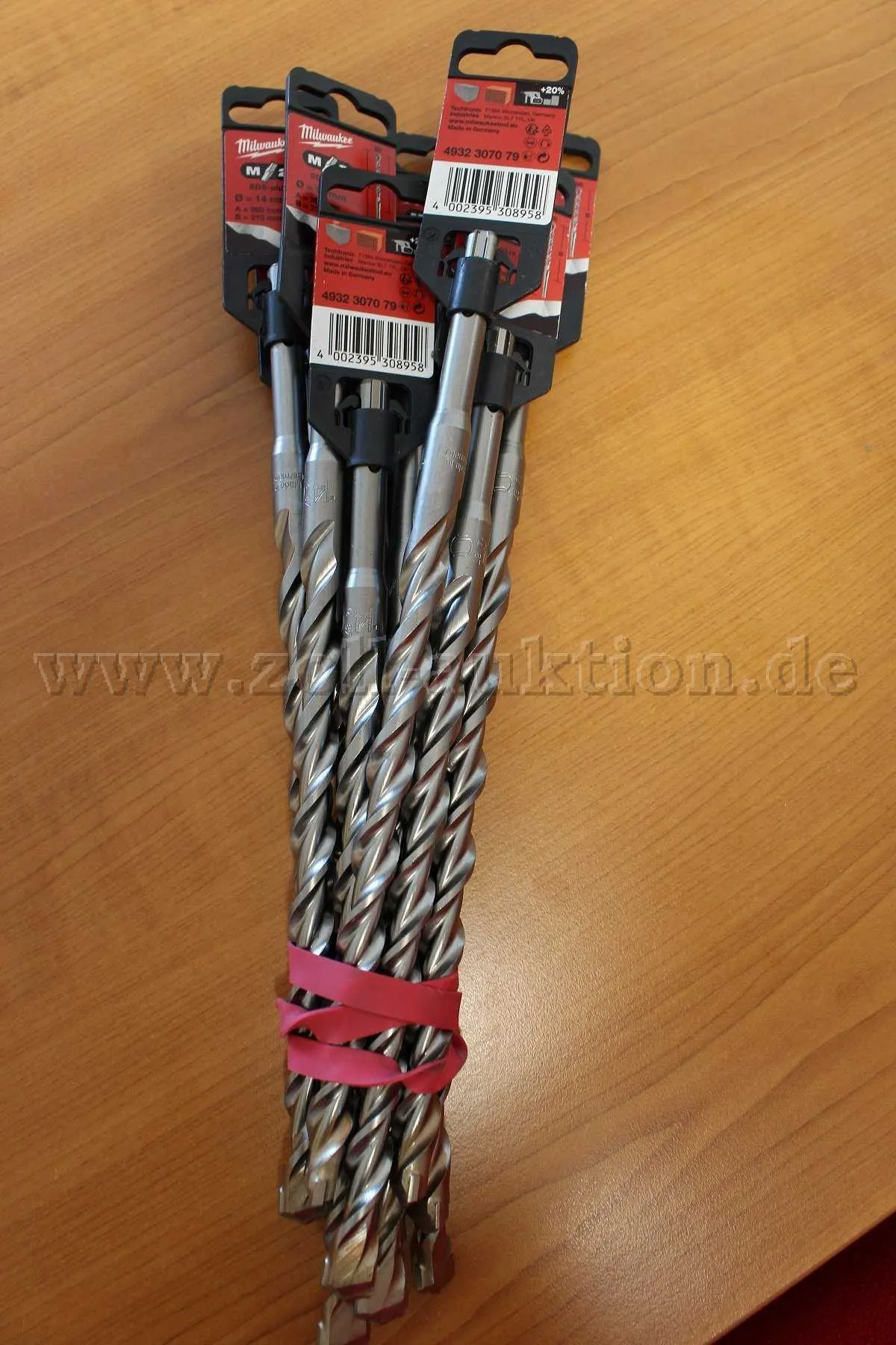 10 Milwaukee hammer drill bits M2 SDS-plus 14mm-210x260mm