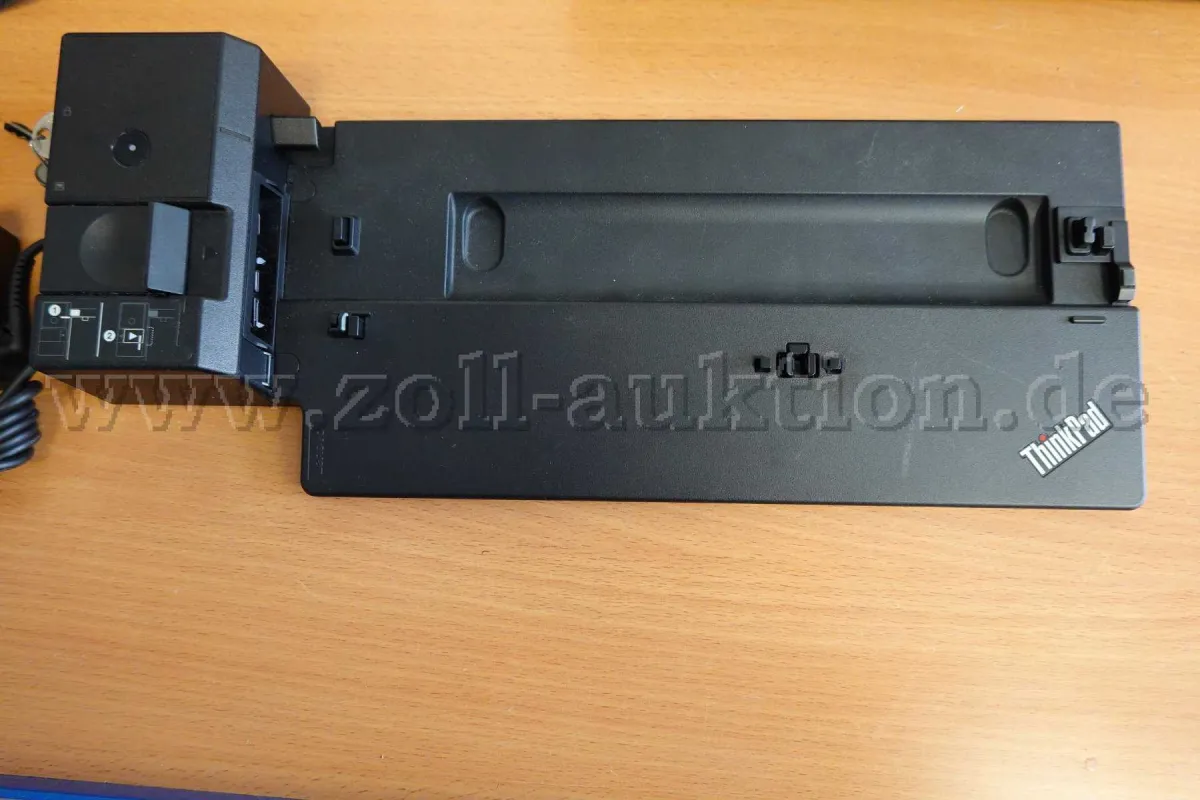 1 Lenovo Dockingstation Ultra Dock 135W
